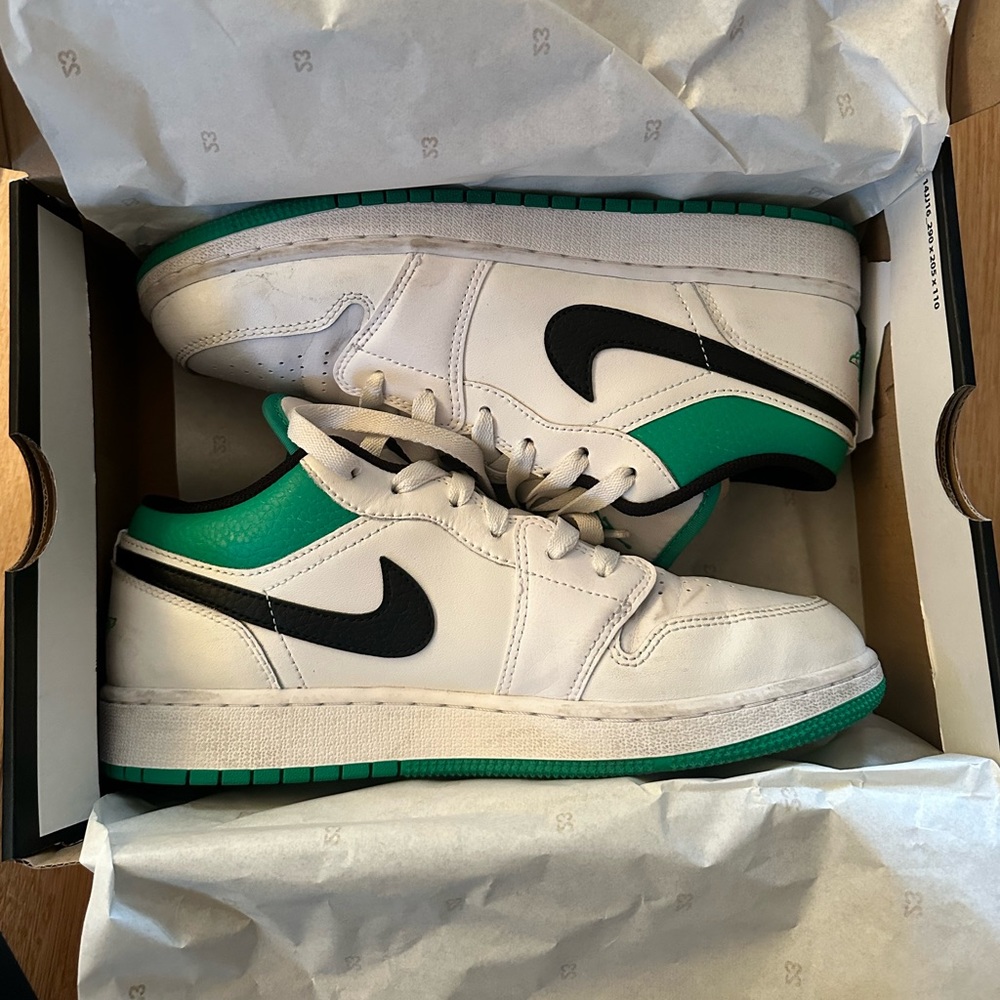 Nike Air Jordan 1
